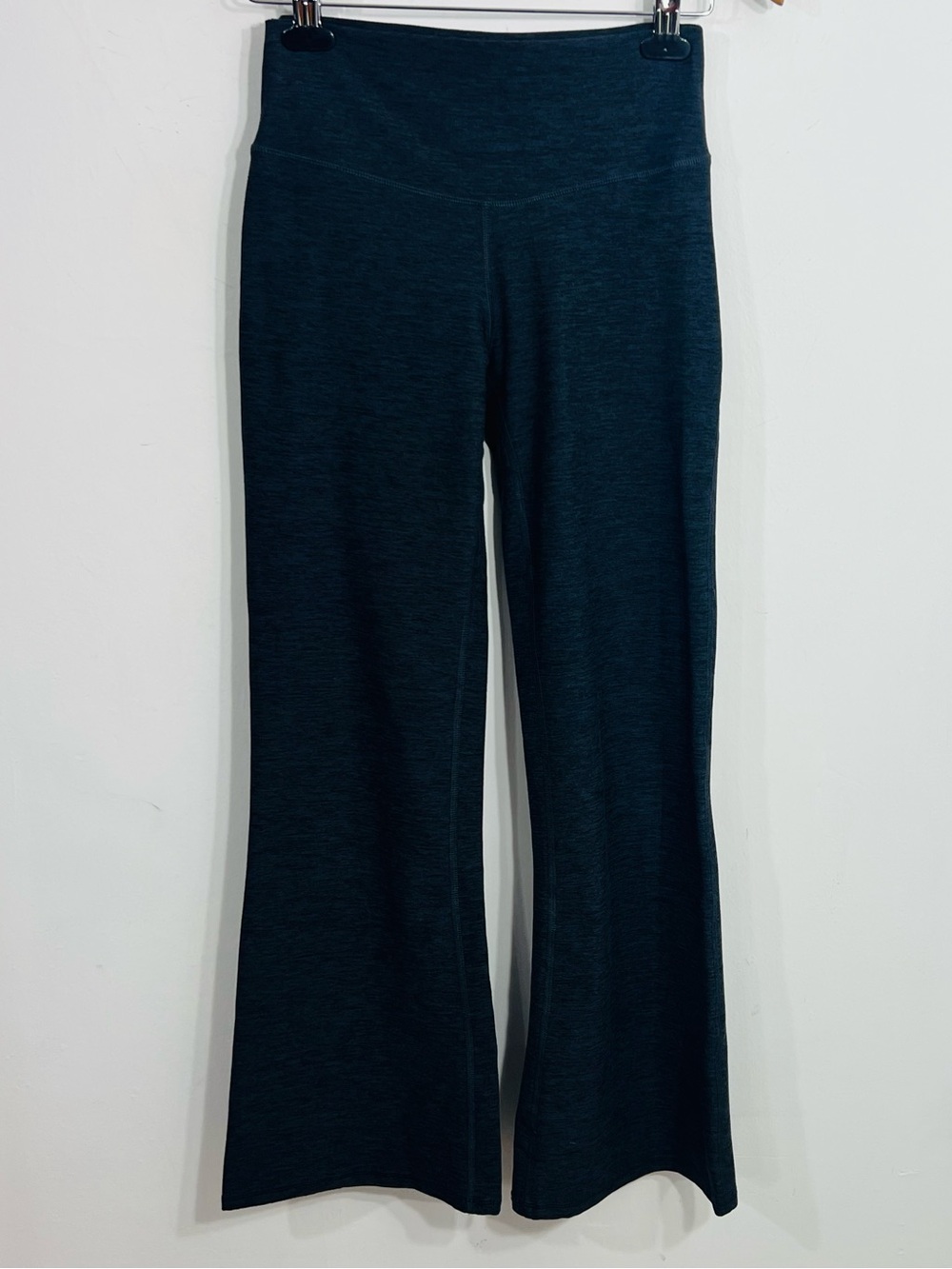 Athletic Works Buttercore Heathered Gray Pull On Flare Yoga Pants Mid Rise Sz M